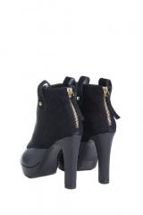  Moschino Love