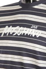 ��������  Love Moschino