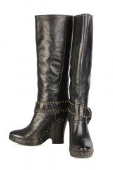 ������ Vic Matie